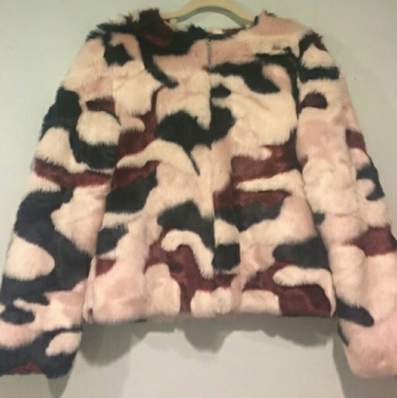 Cynthia Rowley faux fur jacket size S NWT - Picture 1 of 7